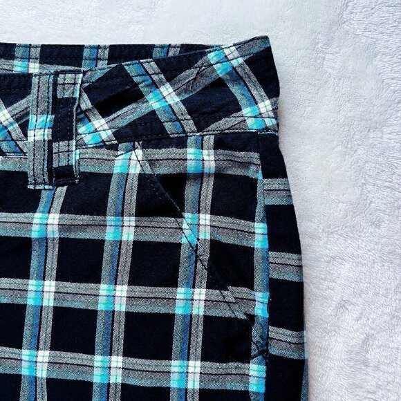 Lilu Bermuda Shorts | Black, Teal & White Plaid | Size 5 | Cotton | Y2K | Women - Picture 6 of 13